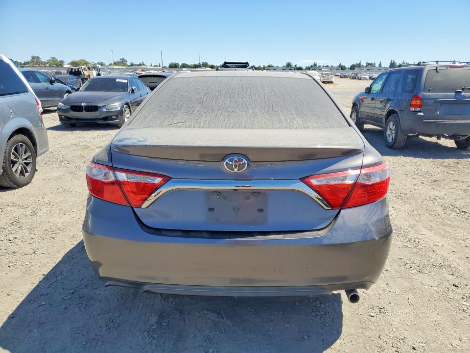 2016 Toyota Camry მანქანა იყიდება აუქციონზე, vin: 4T1BF1FK1GU244423, აუქციონის ნომერი: 61177636