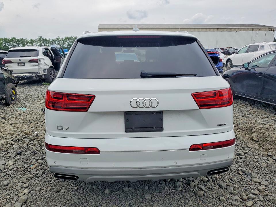 2018 Audi Q7 მანქანა იყიდება აუქციონზე, vin: WA1AHAF77JD019995, აუქციონის ნომერი: 60636266