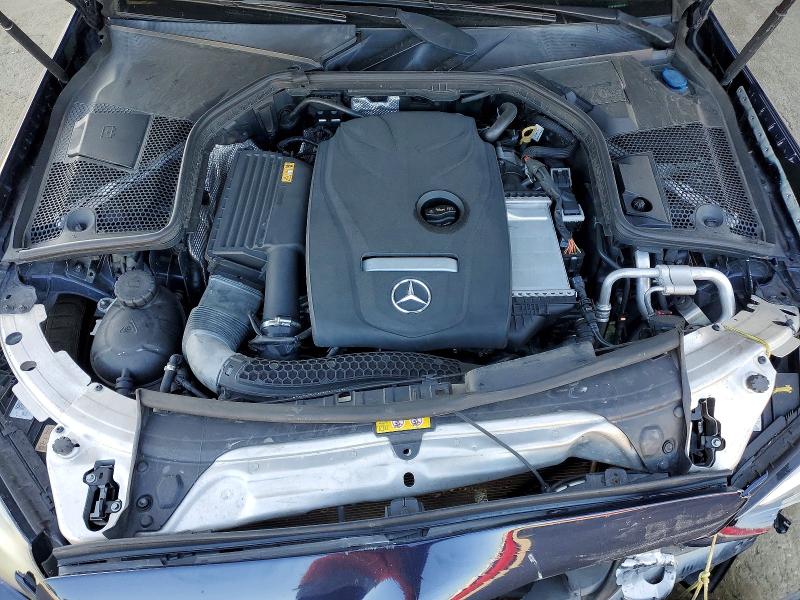 59908846 :رقم المزاد ، 55SWF4JB3HU226139 vin ، 2017 Mercedes-benz C مزاد بيع