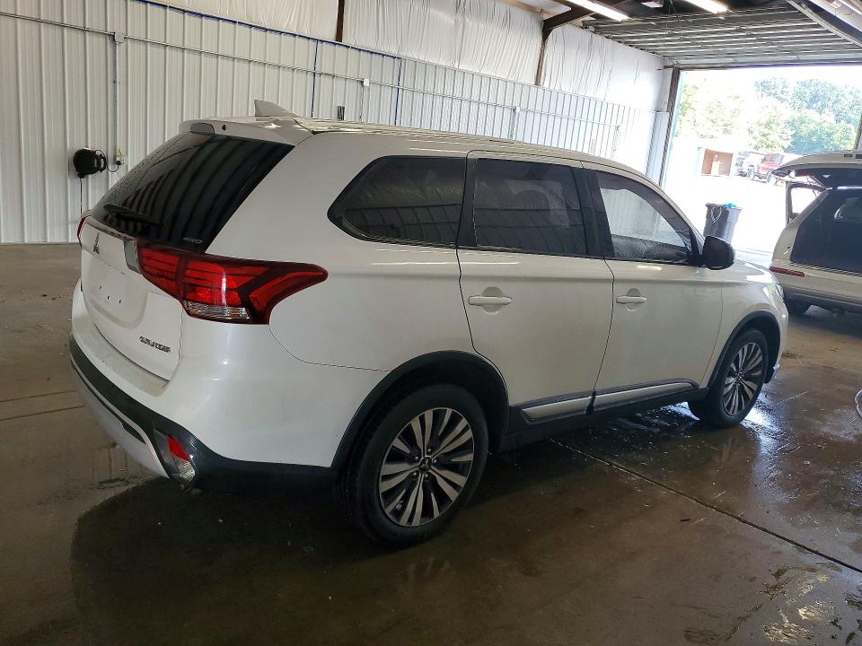 Aukcja sprzedaży 2019 Mitsubishi Outlander, vin: JA4AZ3A33KZ016674, numer aukcji: 61333036