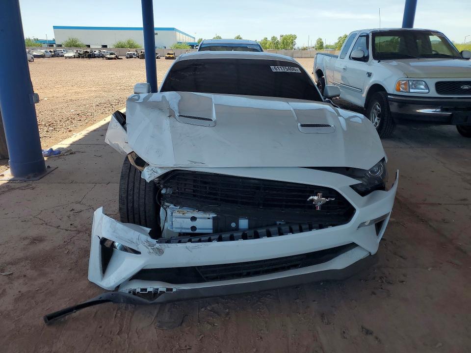 61175406 :رقم المزاد ، 1FA6P8CF5M5107435 vin ، 2021 Ford Mustang مزاد بيع