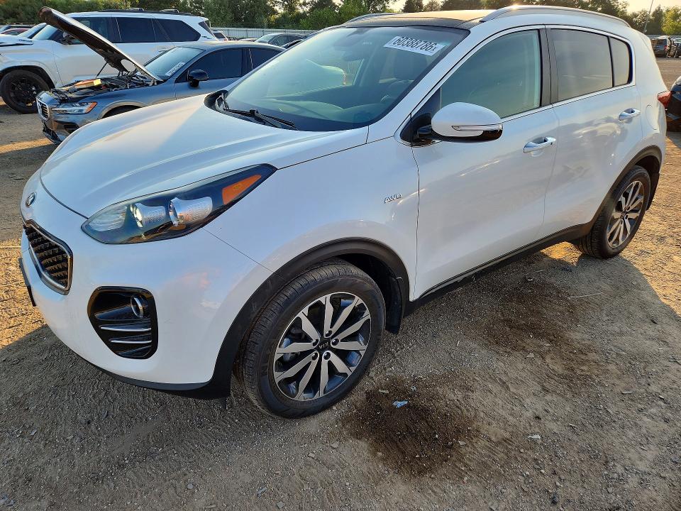 60388786 :رقم المزاد ، KNDPNCAC5H7220988 vin ، 2017 Kia Sportage مزاد بيع