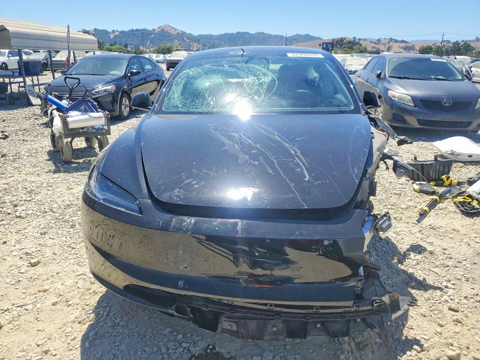 2025 Tesla Model 3 მანქანა იყიდება აუქციონზე, vin: 5YJ3E1EAXSF064069, აუქციონის ნომერი: 62959576