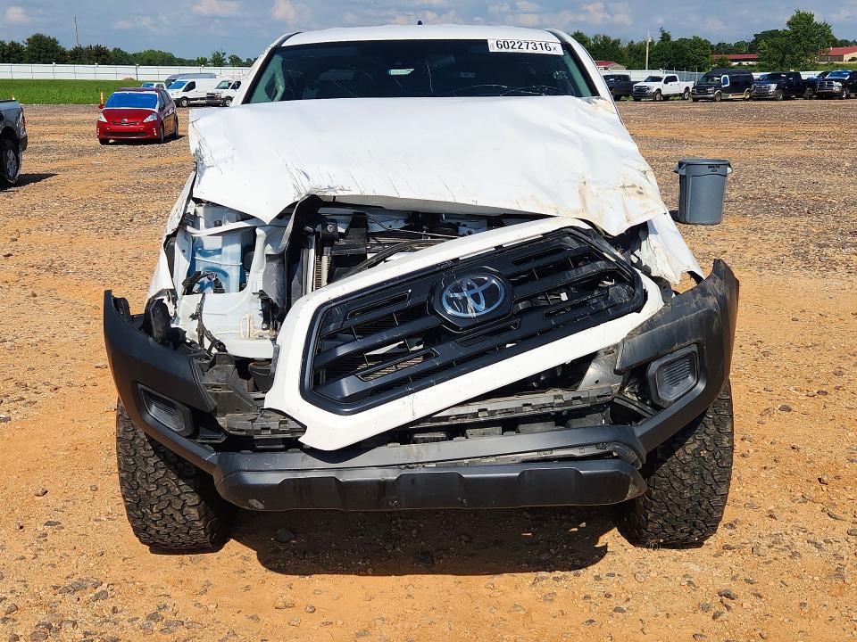 Aukcja sprzedaży 2018 Toyota Tacoma, vin: 5TFSX5EN4JX061947, numer aukcji: 60227316