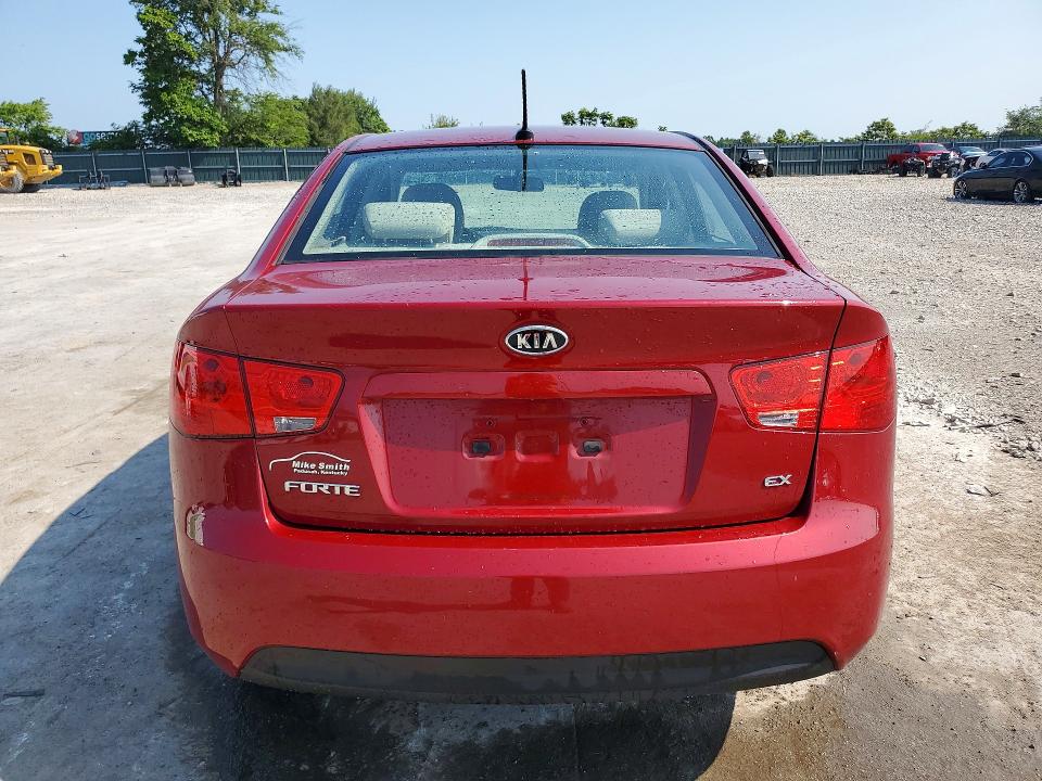 61875816 :رقم المزاد ، KNAFU4A29A5855836 vin ، 2010 Kia Forte مزاد بيع
