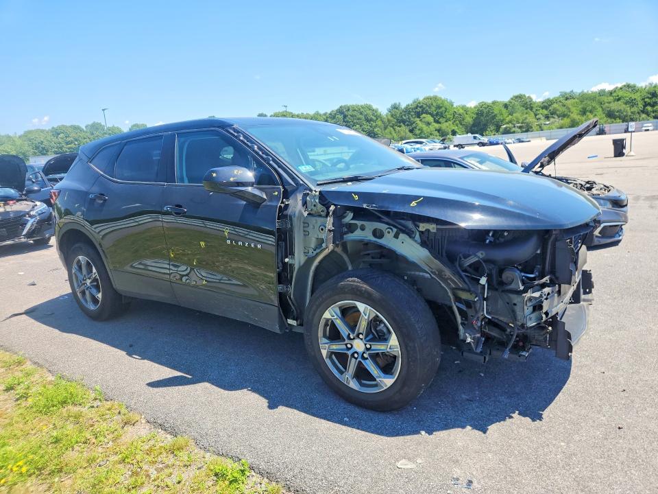 Продажа на аукционе авто 2024 Chevrolet Blazer, vin: 3GNKBHR41RS168363, номер лота: 60168796