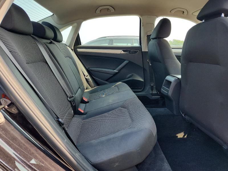 Продаж на аукціоні авто 2017 Volkswagen Passat, vin: 1VWAT7A32HC080177, номер лоту: 61727346