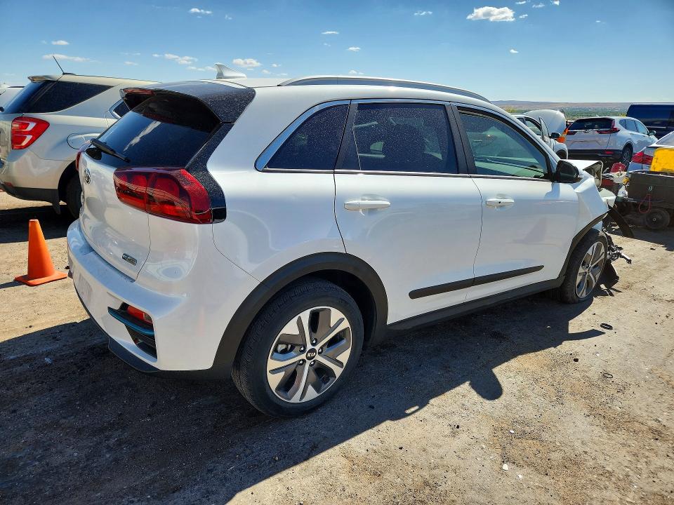 60754626 :رقم المزاد ، KNDCC3LGXL5074922 vin ، 2020 Kia Niro مزاد بيع