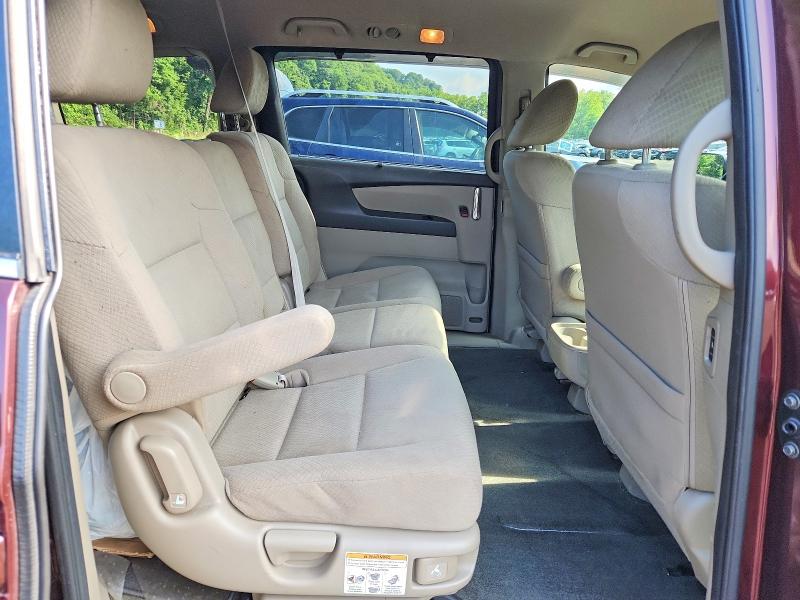 61487816 :رقم المزاد ، 5FNRL5H4XFB105609 vin ، 2015 Honda Odyssey مزاد بيع