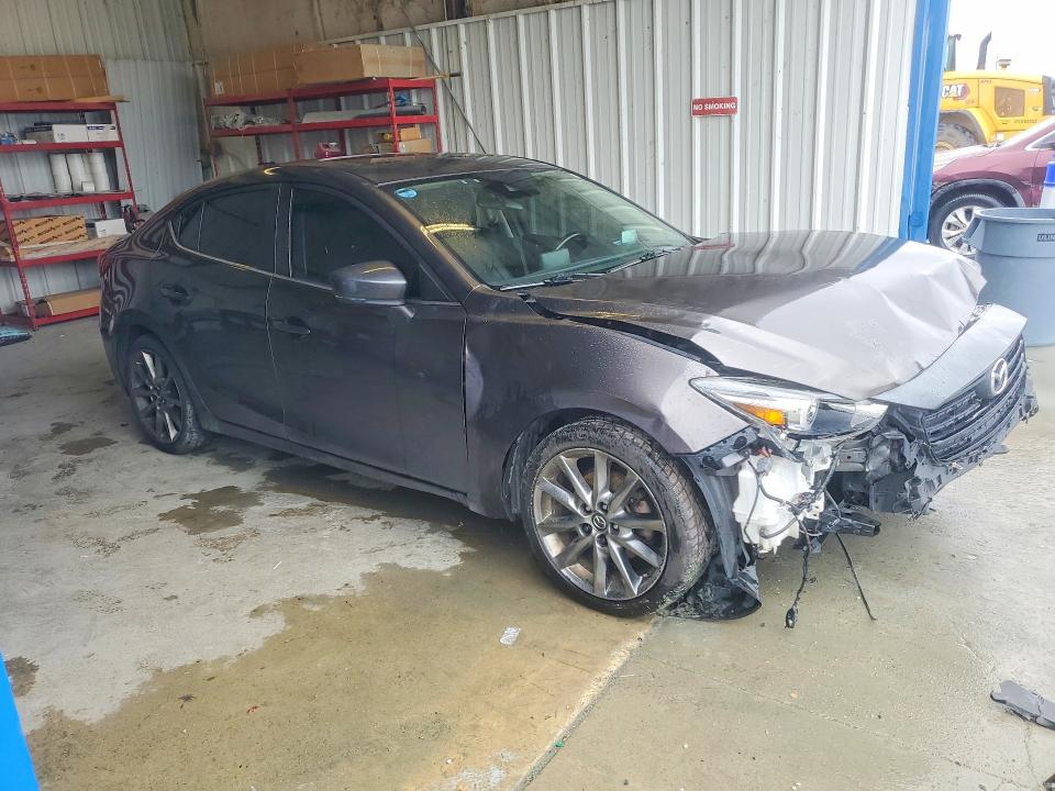 Продаж на аукціоні авто 2018 Mazda 3, vin: 3MZBN1W36JM235144, номер лоту: 62039386