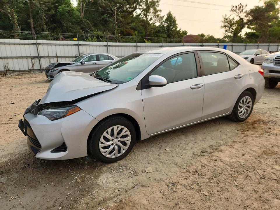 2018 Toyota Corolla მანქანა იყიდება აუქციონზე, vin: 2T1BURHE7JC043517, აუქციონის ნომერი: 61082496