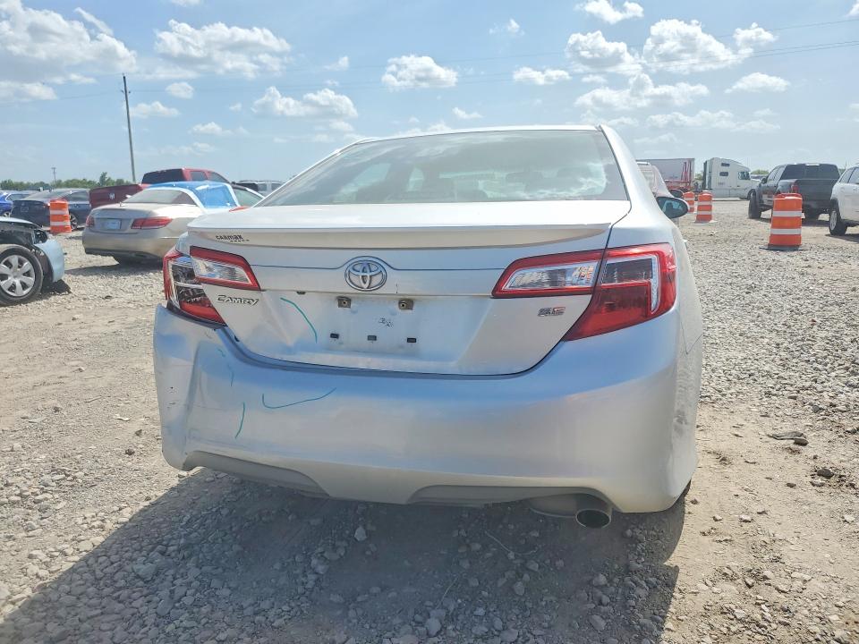 63006636 :رقم المزاد ، 4T1BF1FK1EU453562 vin ، 2014 Toyota Camry مزاد بيع