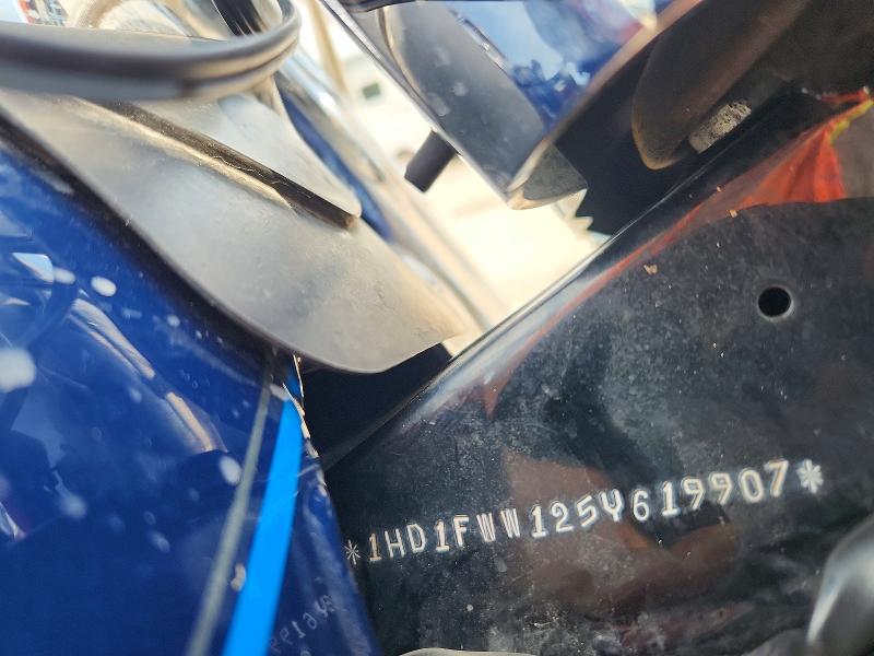 2005 Harley-davidson Flhri მანქანა იყიდება აუქციონზე, vin: 1HD1FWW125Y619907, აუქციონის ნომერი: 63017776