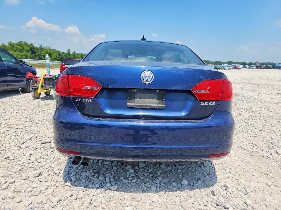 60208266 :رقم المزاد ، 3VWDX7AJ5DM392082 vin ، 2013 Volkswagen Jetta مزاد بيع