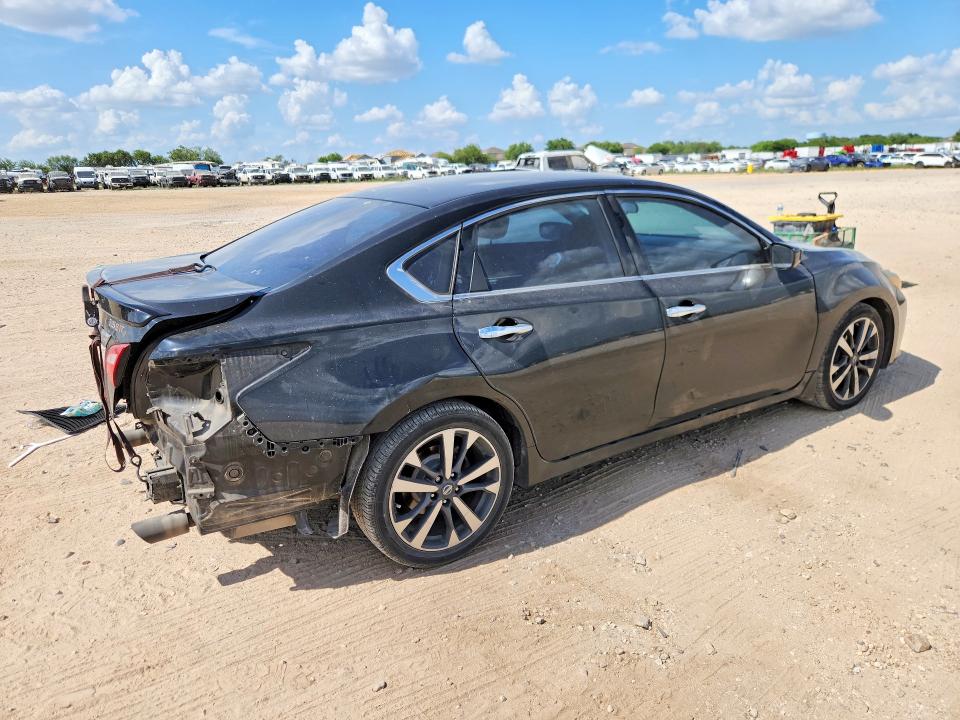 60088476 :رقم المزاد ، 1N4BL3APXGC225828 vin ، 2016 Nissan Altima مزاد بيع