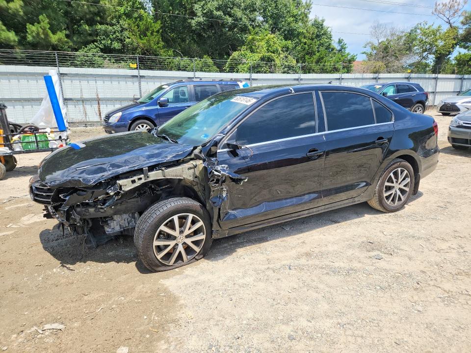 60618146 :رقم المزاد ، 3VWDB7AJ7HM308459 vin ، 2017 Volkswagen Jetta مزاد بيع