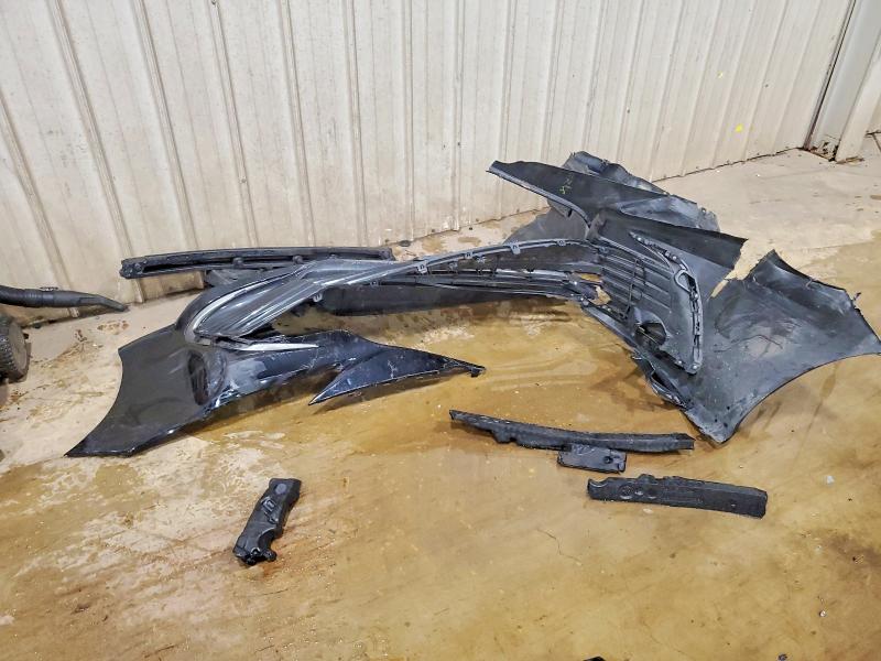 60617826 :رقم المزاد ، 4T1C11AK8NU030648 vin ، 2022 Toyota Camry مزاد بيع