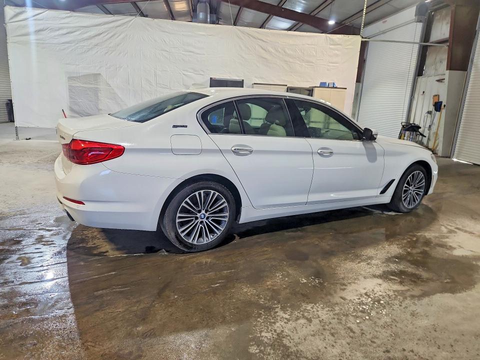 Продажа на аукционе авто 2018 Bmw 530xe, vin: WBAJB1C55JB083990, номер лота: 61796846