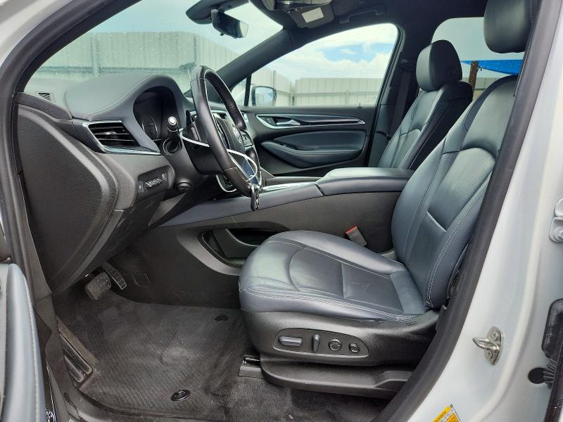 2022 Buick Enclave მანქანა იყიდება აუქციონზე, vin: 5GAEVBKW8NJ133113, აუქციონის ნომერი: 61686106