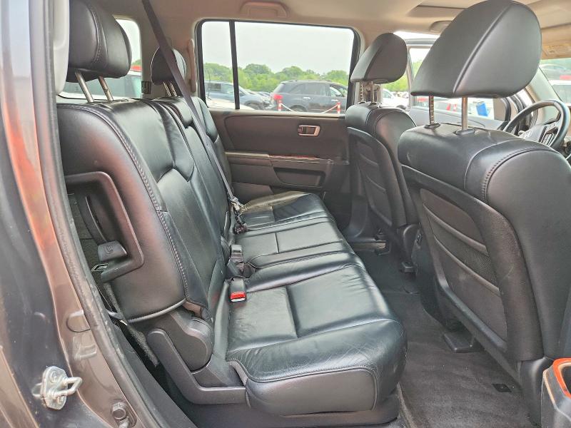 60795126 :رقم المزاد ، 5FNYF4H76BB063375 vin ، 2011 Honda Pilot مزاد بيع