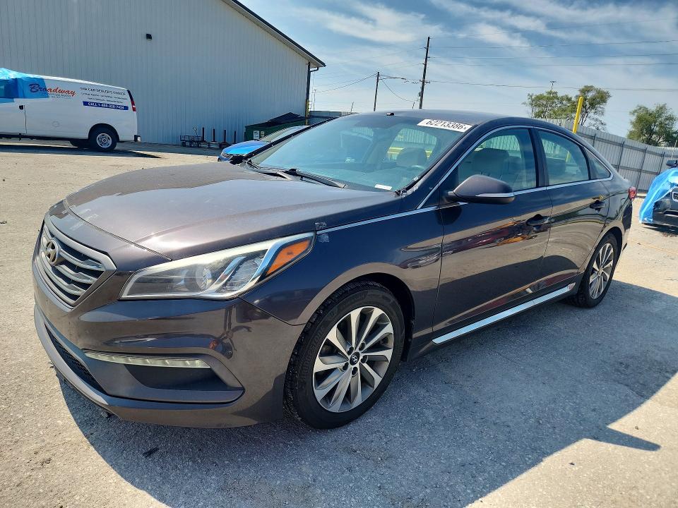 62213386 :رقم المزاد ، 5NPE34AF1FH117623 vin ، 2015 Hyundai Sonata مزاد بيع