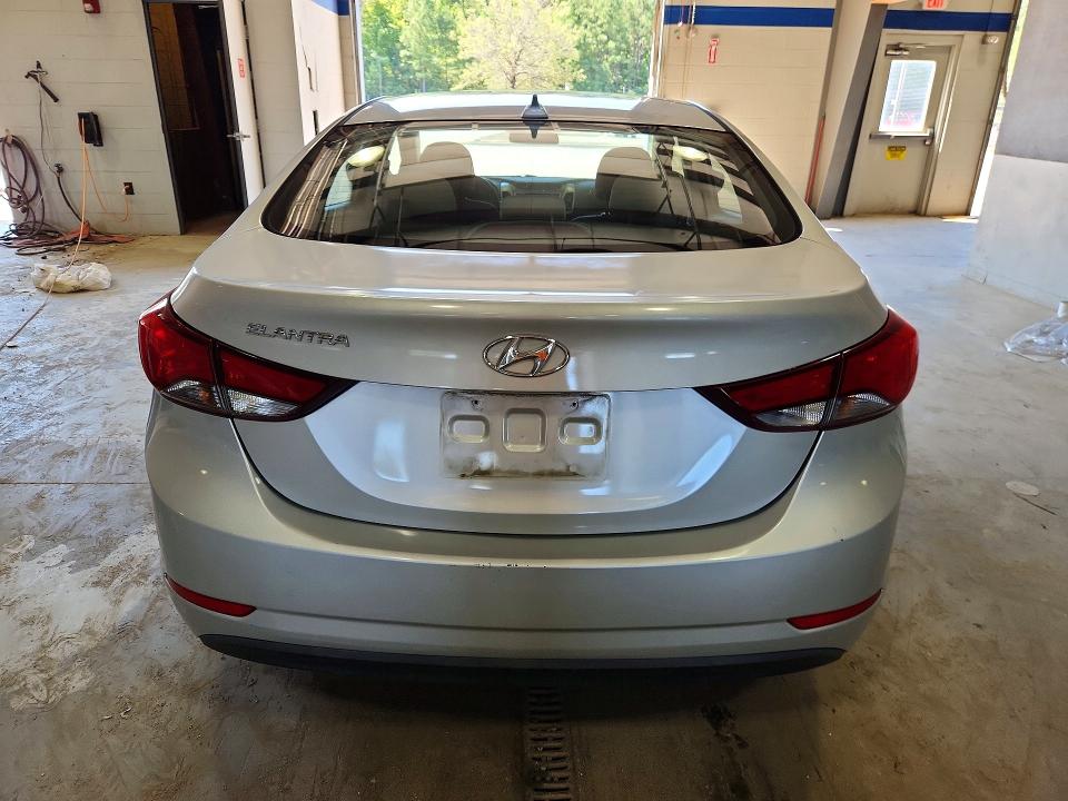62838396 :رقم المزاد ، 5NPDH4AEXGH670809 vin ، 2016 Hyundai Elantra مزاد بيع