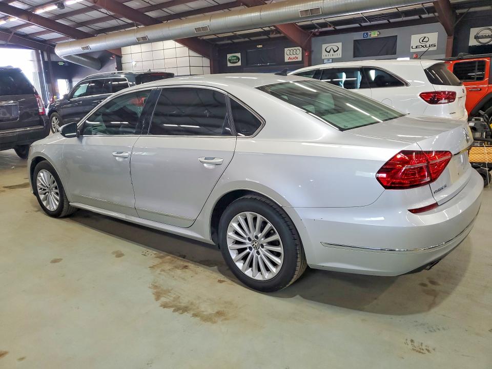 2016 Volkswagen Passat მანქანა იყიდება აუქციონზე, vin: 1VWBT7A36GC026433, აუქციონის ნომერი: 61705366