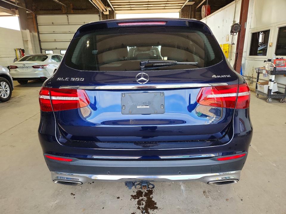 59381386 :رقم المزاد ، WDC0G4KB1KV133433 vin ، 2019 Mercedes-benz Glc مزاد بيع
