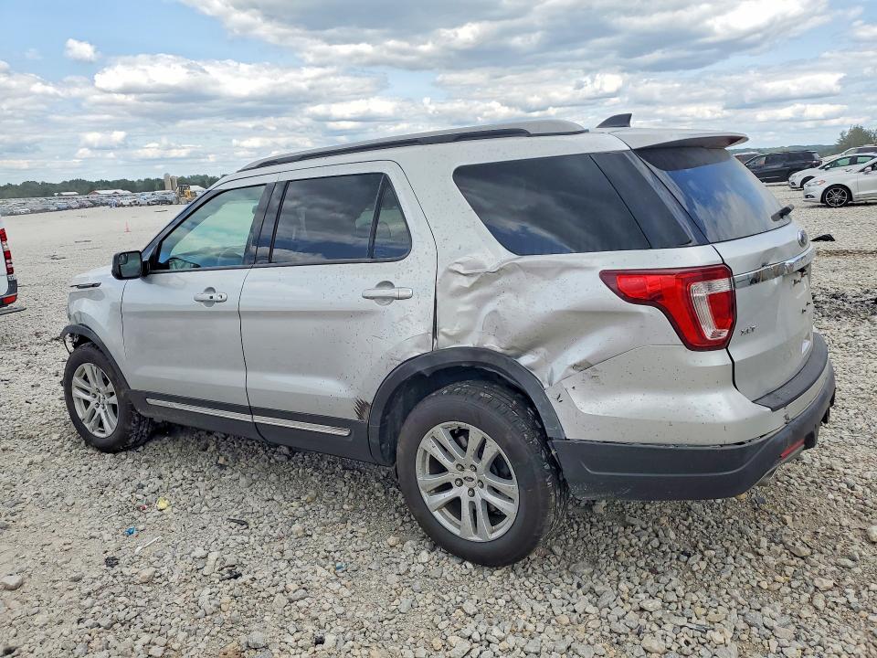 61533516 :رقم المزاد ، 1FM5K8D88JGC92547 vin ، 2018 Ford Explorer مزاد بيع