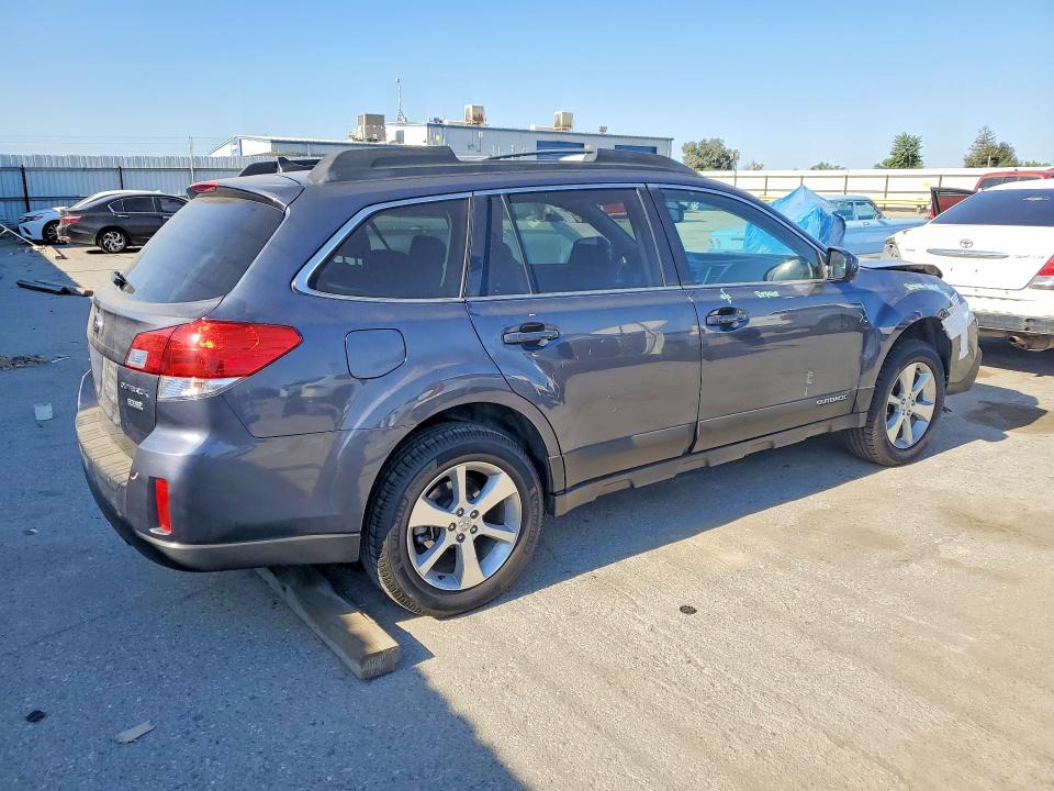 Продажа на аукционе авто 2014 Subaru Outback, vin: 4S4BRBLC2E3280750, номер лота: 61689266