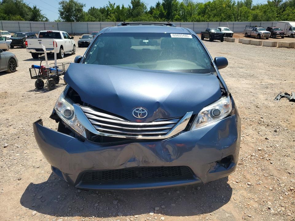 Продажа на аукционе авто 2017 Toyota Sienna, vin: 5TDYZ3DC2HS874440, номер лота: 60800486