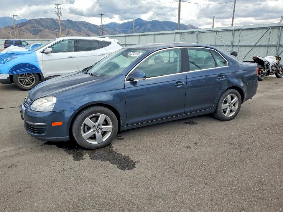 Auction sale of the 2008 Volkswagen Jetta, vin: 3VWRZ71K58M165781, lot number: 62342996