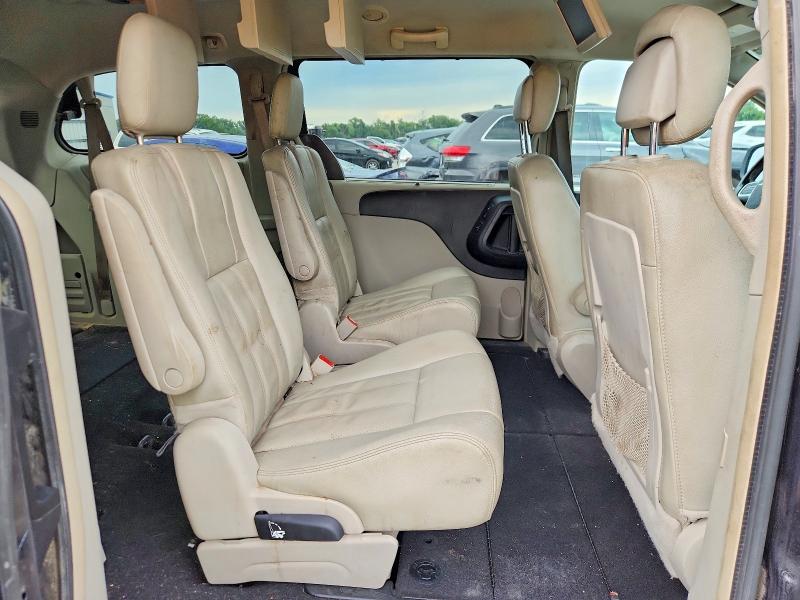 2013 Chrysler Town & Country მანქანა იყიდება აუქციონზე, vin: 2C4RC1CG0DR646602, აუქციონის ნომერი: 60063516