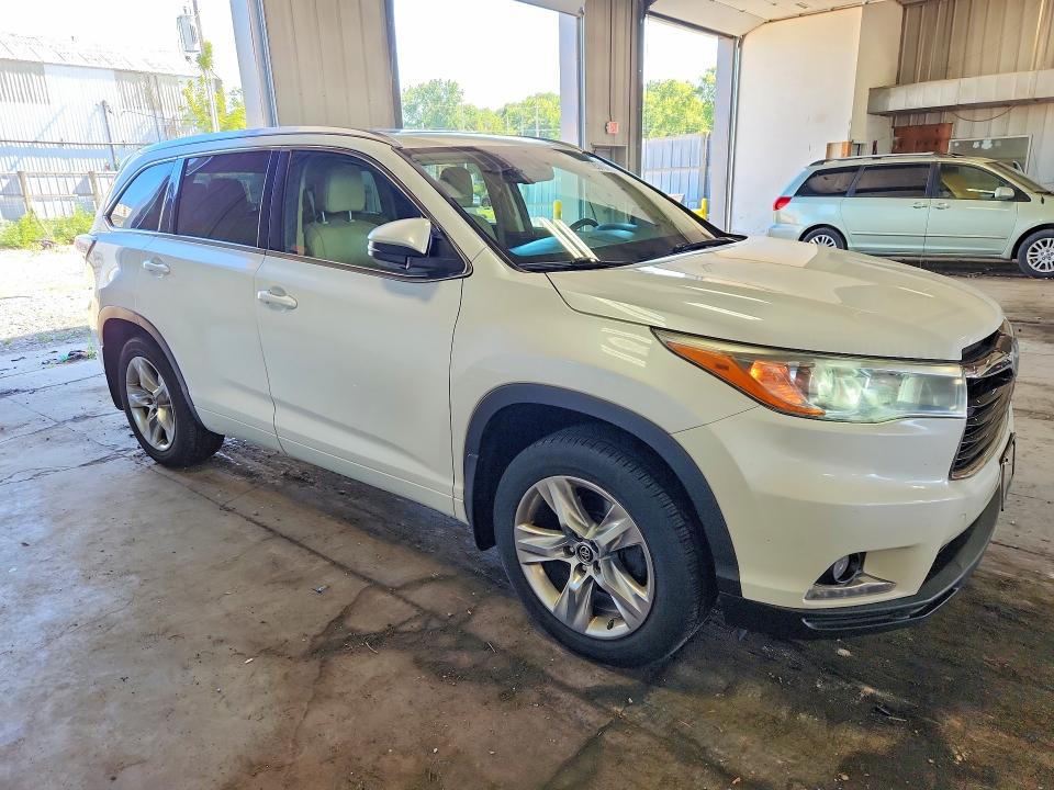 Продажа на аукционе авто 2016 Toyota Highlander, vin: 5TDDKRFH7GS314328, номер лота: 61257066