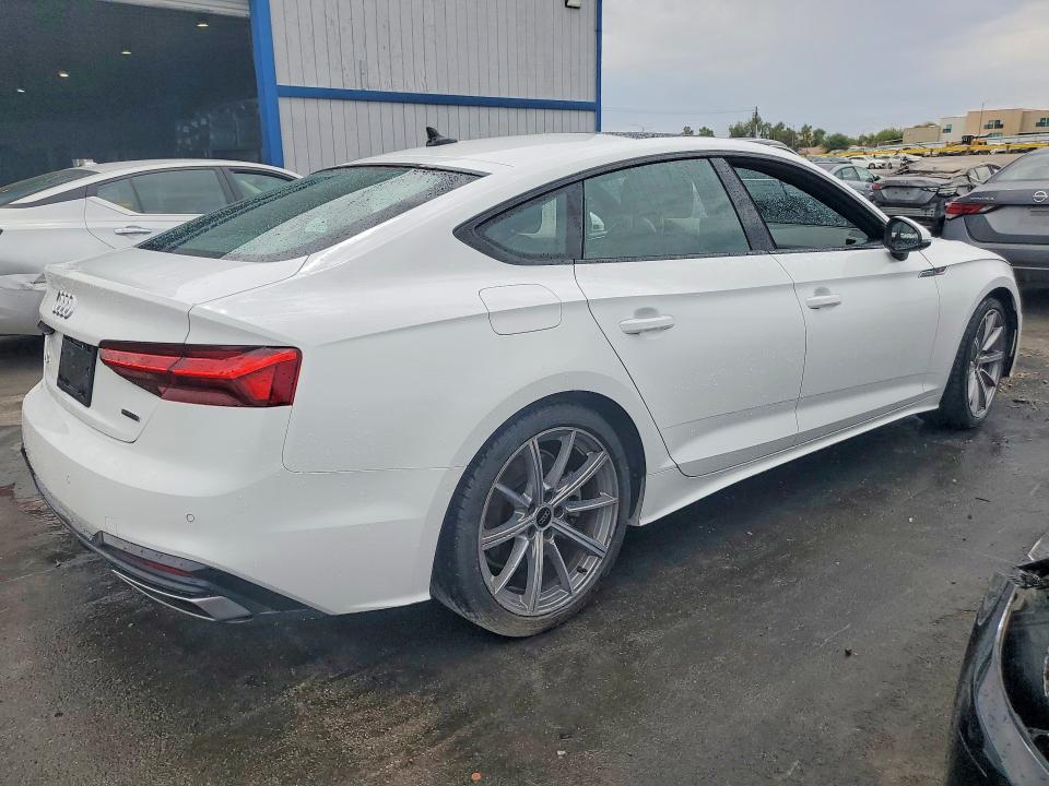 Продаж на аукціоні авто 2025 Audi A5, vin: WAUDACF55SA006423, номер лоту: 61610546