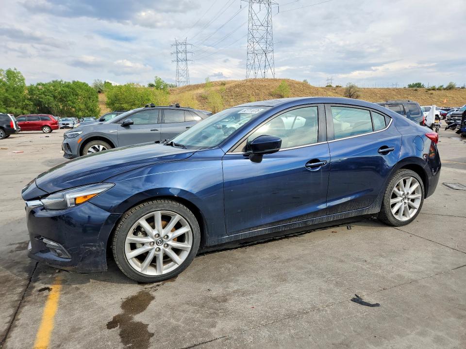 62711076 :رقم المزاد ، JM1BN1W34H1140608 vin ، 2017 Mazda 3 مزاد بيع