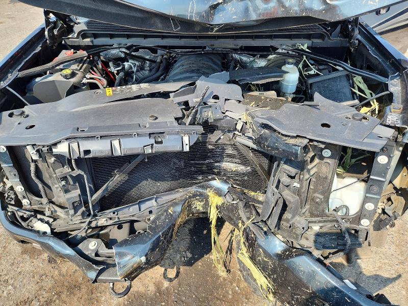 61076366 :رقم المزاد ، 3GCUKRECXJG226675 vin ، 2018 Chevrolet Silverado مزاد بيع