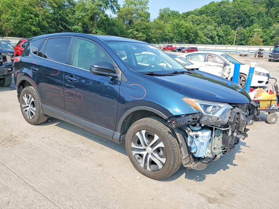 61049796 :رقم المزاد ، JTMBFREV4JJ747645 vin ، 2018 Toyota Rav4 مزاد بيع