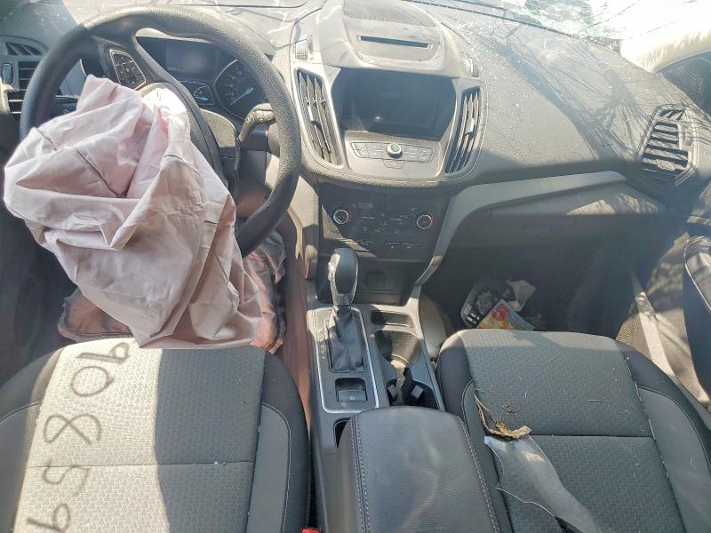 Продаж на аукціоні авто 2018 Ford Escape, vin: 1FMCU9GD0JUC92320, номер лоту: 59085976