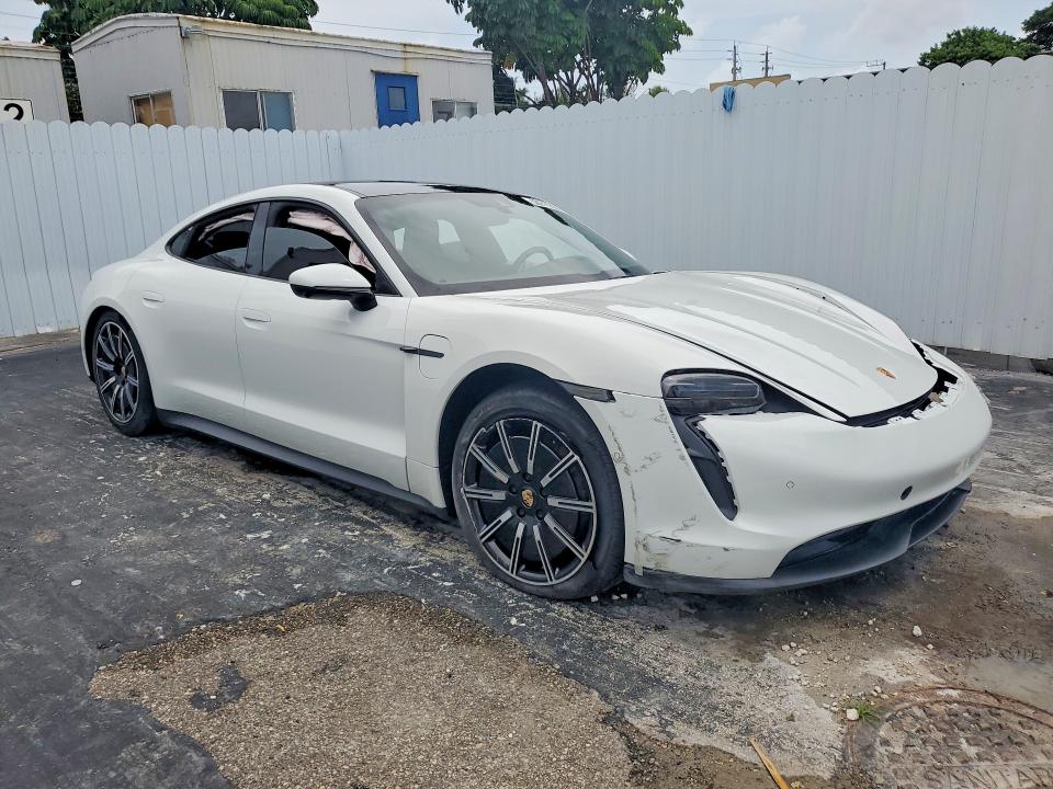 2022 Porsche Taycan მანქანა იყიდება აუქციონზე, vin: WP0AA2Y15NSA15165, აუქციონის ნომერი: 59279296