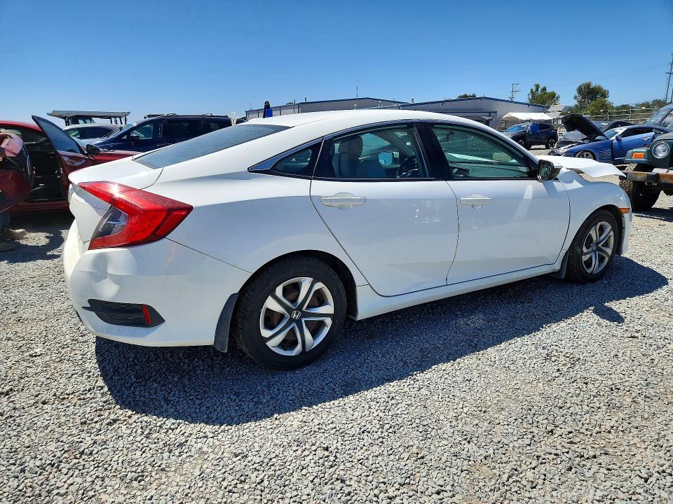Продажа на аукционе авто 2017 Honda Civic, vin: 19XFC2F5XHE217414, номер лота: 62884896
