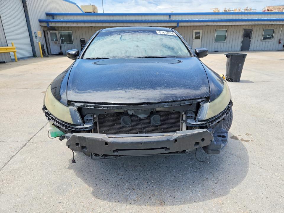 61818396 :رقم المزاد ، 1HGCS2B86AA010275 vin ، 2010 Honda Accord مزاد بيع