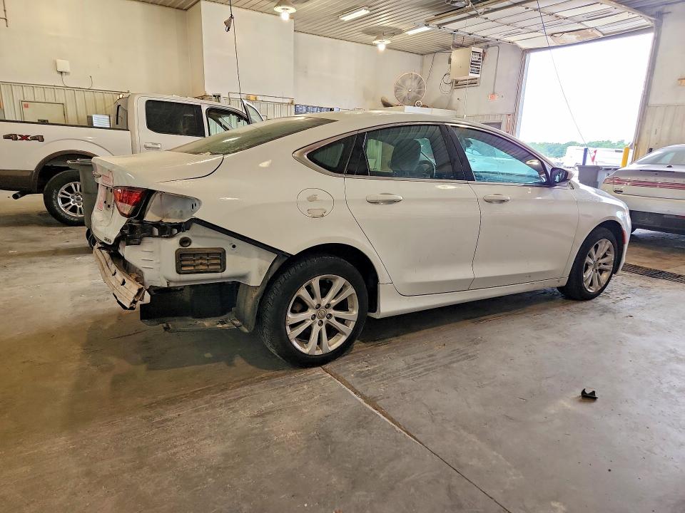 62212056 :رقم المزاد ، 1C3CCCAB5GN166103 vin ، 2016 Chrysler 200 مزاد بيع