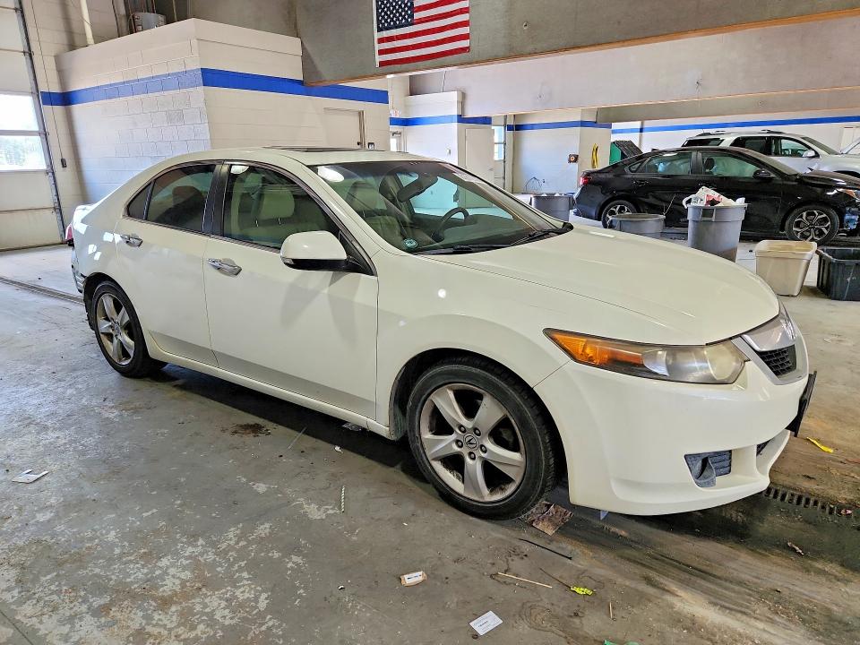62812706 :رقم المزاد ، JH4CU266X9C034028 vin ، 2009 Acura Tsx مزاد بيع