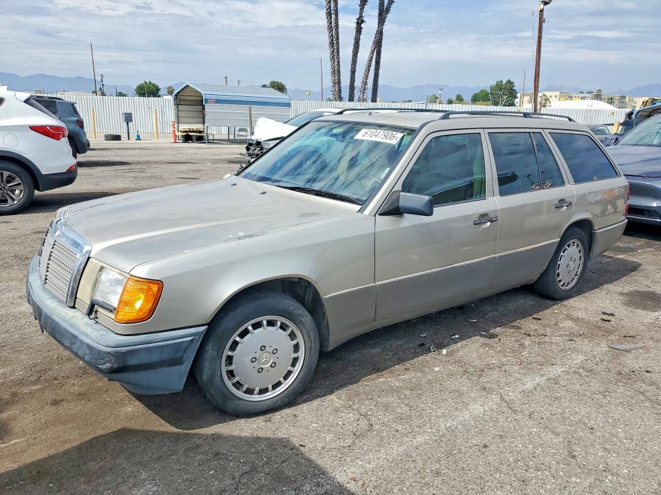 Aukcja sprzedaży 1992 Mercedes-benz 300, vin: WDBED90E2NF196598, numer aukcji: 61047906