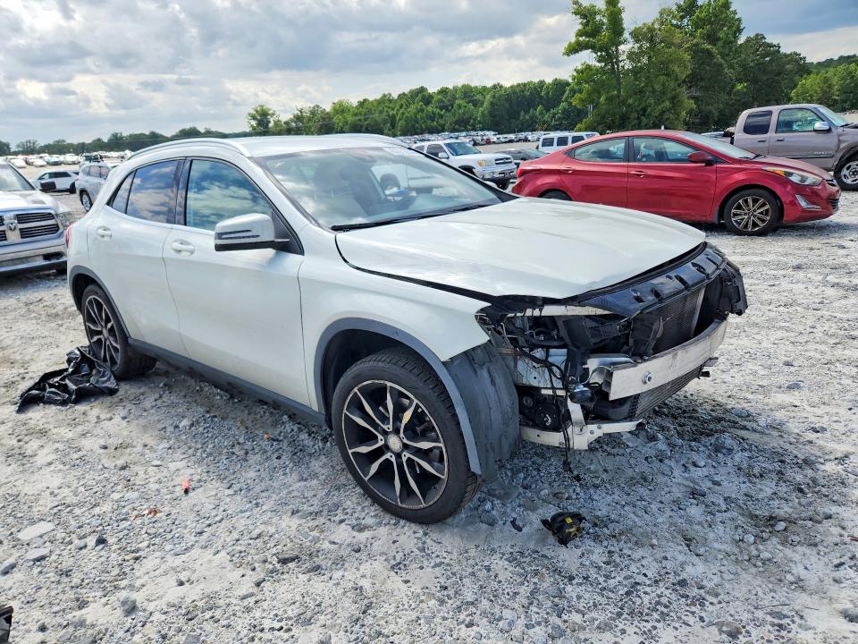 Продажа на аукционе авто 2015 Mercedes-benz Gla, vin: WDCTG4EB4FJ134596, номер лота: 61976596