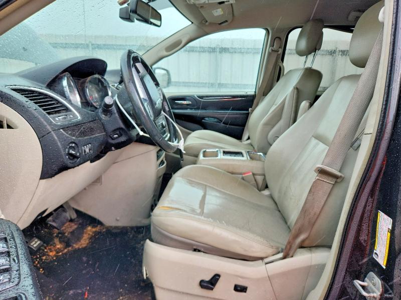 60791246 :رقم المزاد ، 2A4RR8DG9BR680258 vin ، 2011 Chrysler Town & Country مزاد بيع