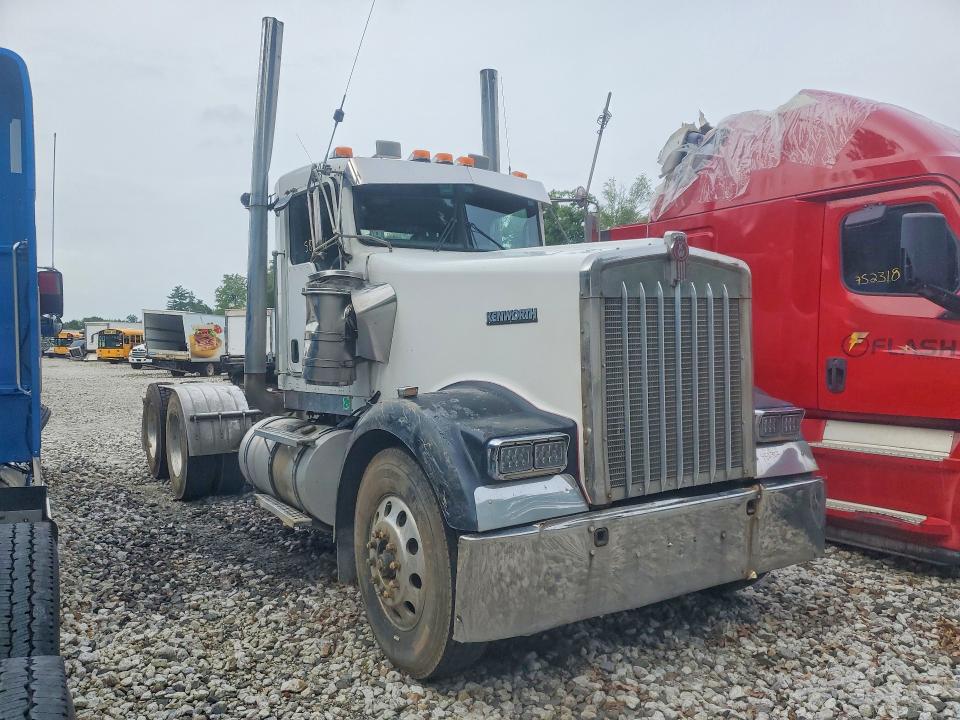 2006 Kenworth Construction მანქანა იყიდება აუქციონზე, vin: 1XKWD49X16J148557, აუქციონის ნომერი: 58411316