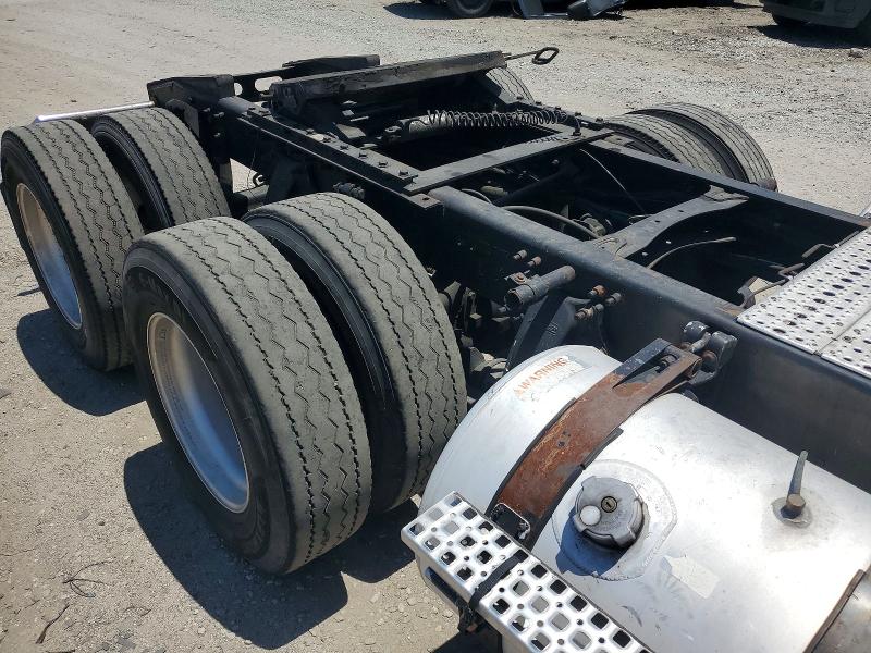 Продаж на аукціоні авто 2011 Freightliner Cascadia, vin: 1FUJGEDR6BLBB4129, номер лоту: 60299546