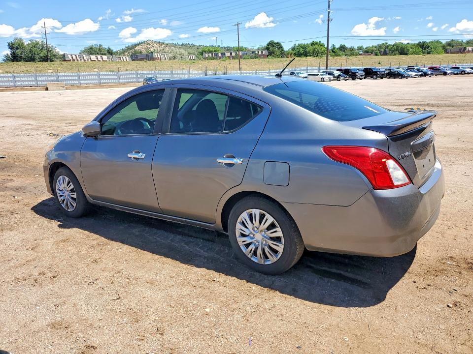 63430806 :رقم المزاد ، 3N1CN7AP7HL802274 vin ، 2017 Nissan Versa مزاد بيع